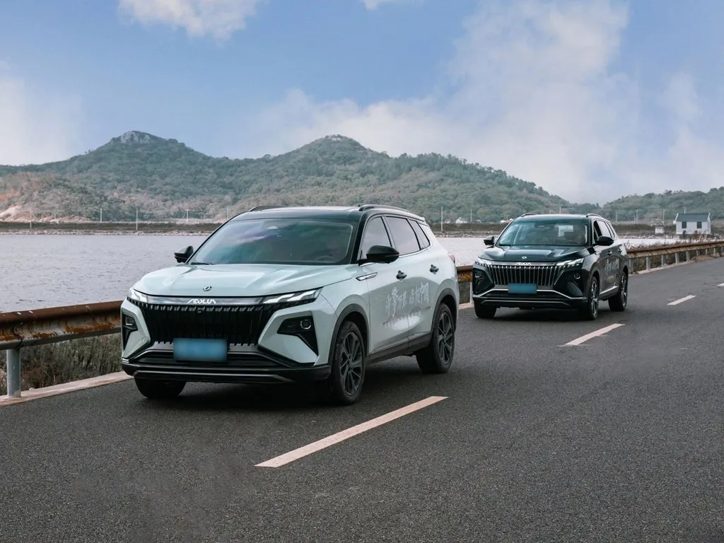 DongFeng Aeolus HaoJi,autocango,china used car exporter,china ev exporter,chinese used car exporter,chinese used ev exporter