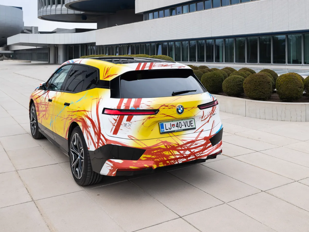 BMW iX,autocango,china used car exporter,china ev exporter,chinese used car exporter,chinese used ev exporter