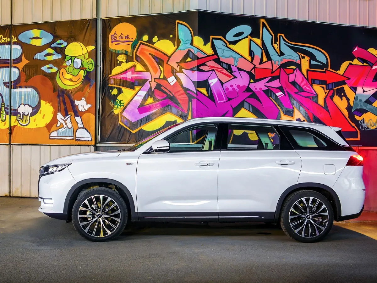 2021 ChangAn Oshan X7 1.5T 178HP L4 6MT,autocango,china used car exporter,china ev exporter,chinese used car exporter,chinese used ev exporter