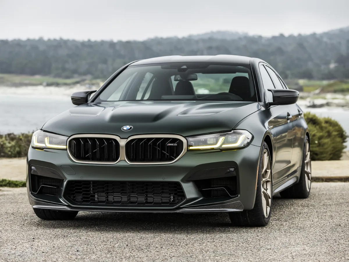 2012 BMW M5 4.4T 560HP V8 7DCT,autocango,china used car exporter,china ev exporter,chinese used car exporter,chinese used ev exporter