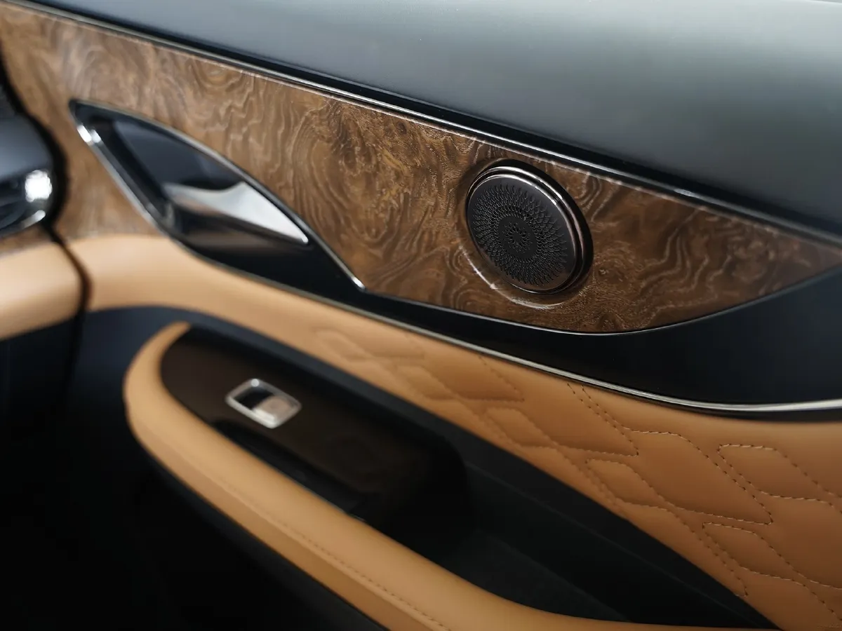 DongFeng Forthing XingHai V9,autocango,china used car exporter,china ev exporter,chinese used car exporter,chinese used ev exporter DongFeng Forthing XingHai V9,autocango,china used car exporter,china ev exporter,chinese used car exporter,chinese used ev exporter