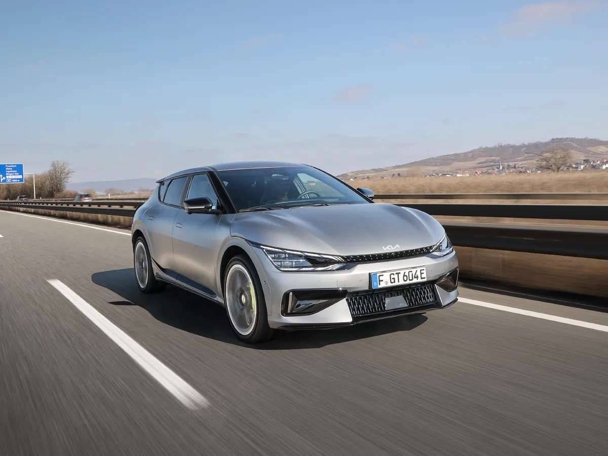 Kia EV6,autocango,china used car exporter,china ev exporter,chinese used car exporter,chinese used ev exporter