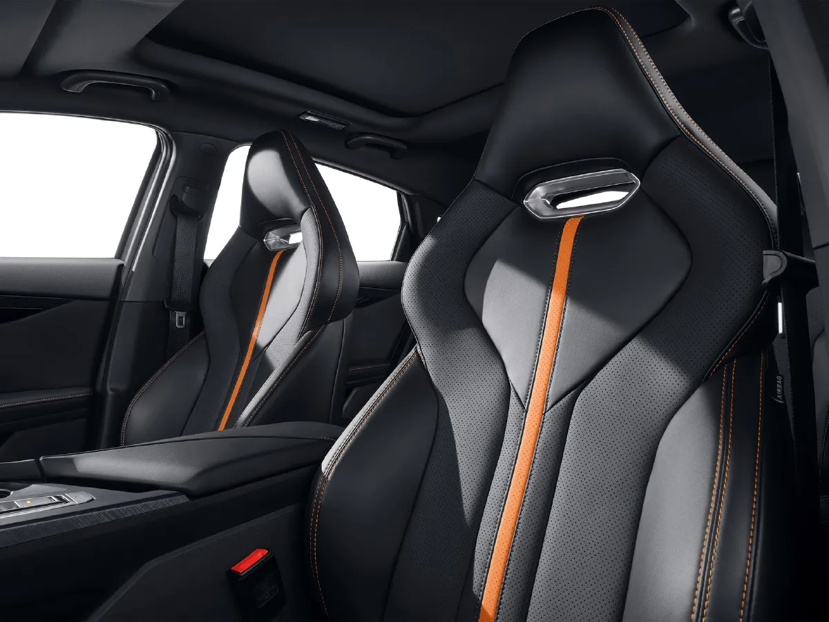 ChangAn UNI-V,autocango,china used car exporter,china ev exporter,chinese used car exporter,chinese used ev exporter