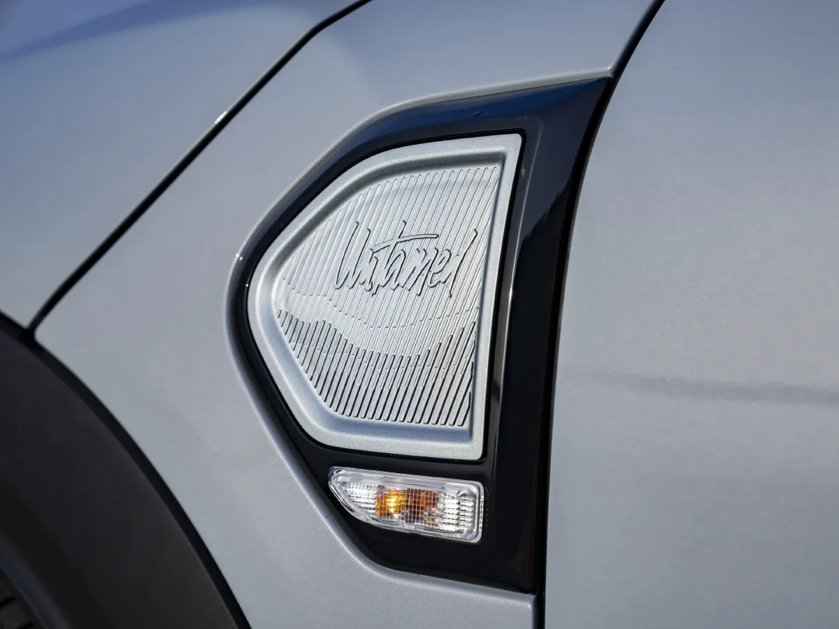 MINI COUNTRYMAN,autocango,china used car exporter,china ev exporter,chinese used car exporter,chinese used ev exporter