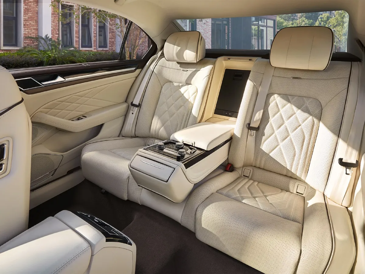 Volkswagen Phideon,autocango,china used car exporter,china ev exporter,chinese used car exporter,chinese used ev exporter