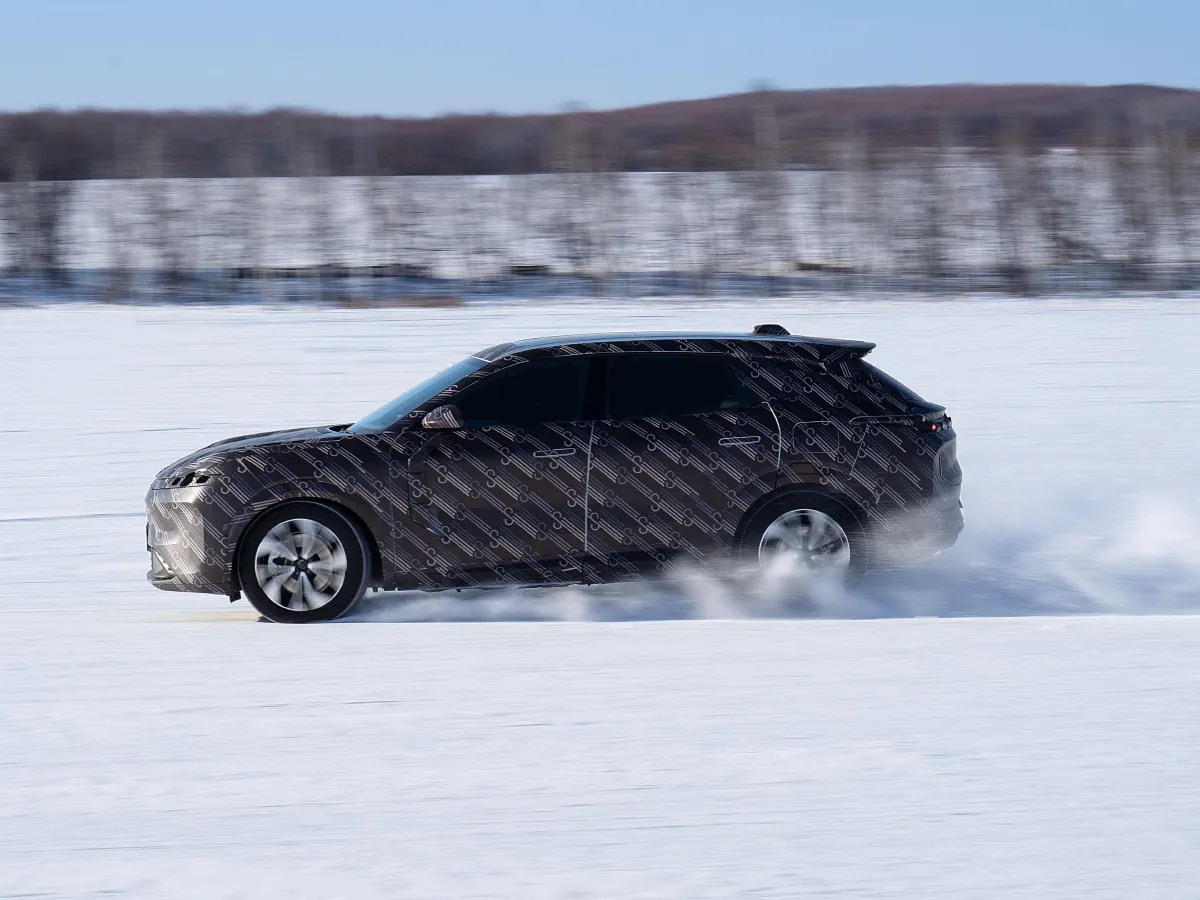 LYNK&CO 08 EM-P,autocango,china used car exporter,china ev exporter,chinese used car exporter,chinese used ev exporter