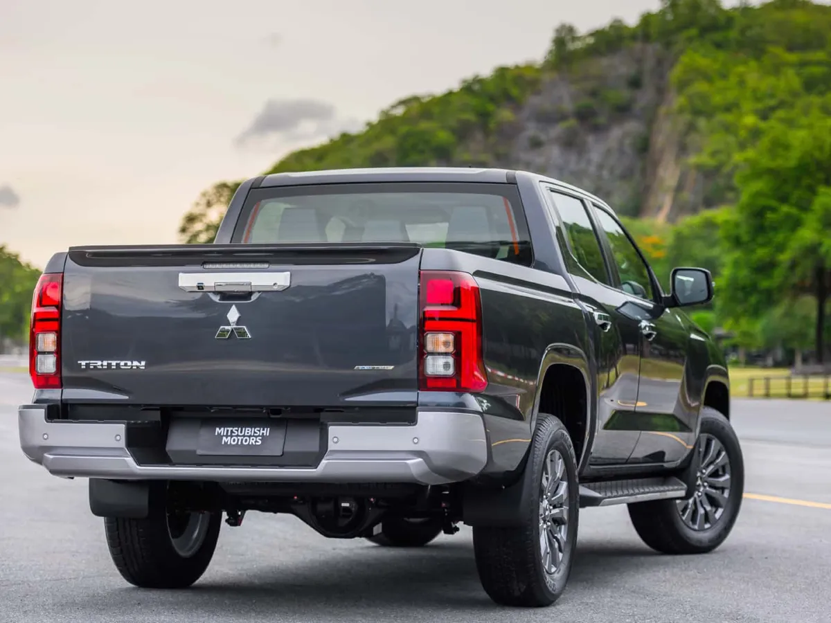 2023 Mitsubishi L200 2.3T 150HP L4 6AT,autocango,china used car exporter,china ev exporter,chinese used car exporter,chinese used ev exporter