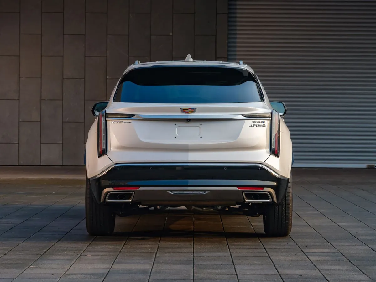 Cadillac XT5,autocango,china used car exporter,china ev exporter,chinese used car exporter,chinese used ev exporter