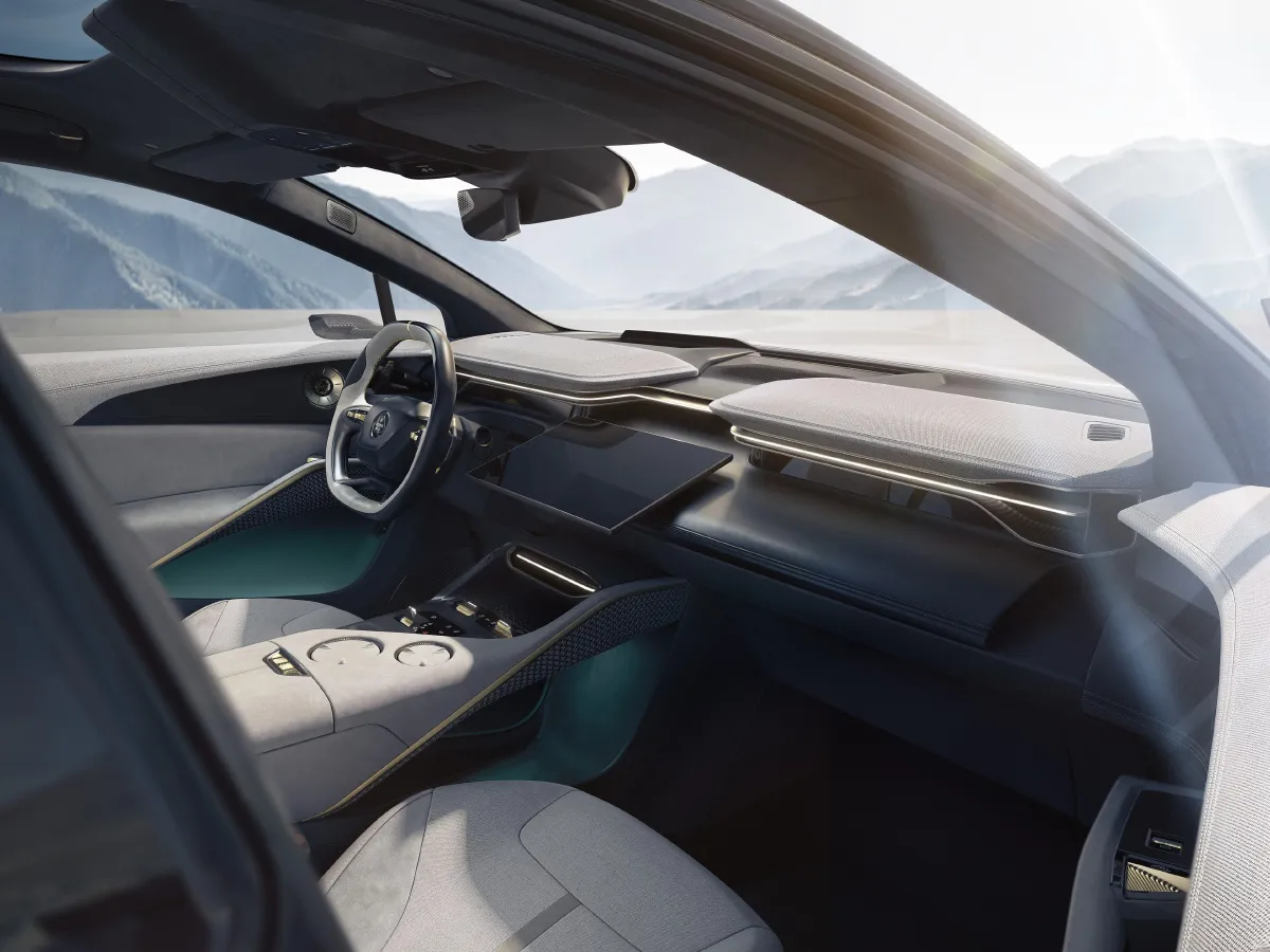 Lotus ELETRE,autocango,china used car exporter,china ev exporter,chinese used car exporter,chinese used ev exporter