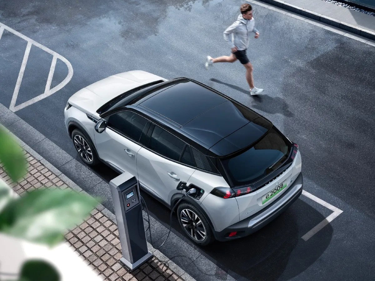 2020 Peugeot e2008 BEV 45.24KWH,autocango,china used car exporter,china ev exporter,chinese used car exporter,chinese used ev exporter