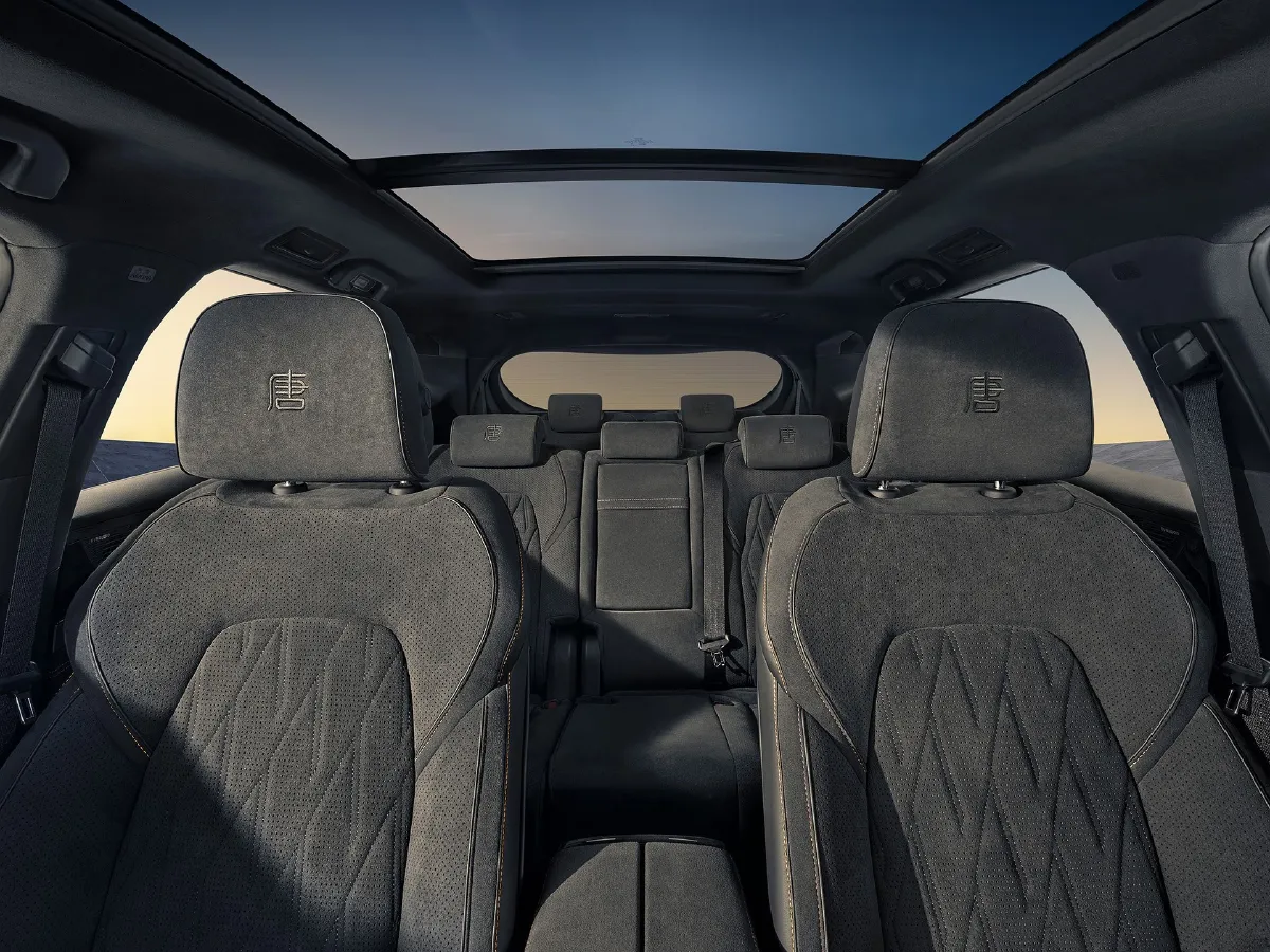 2017 BYD Tang 2.0T 205HP L4 6DCT PHEV,autocango,china used car exporter,china ev exporter,chinese used car exporter,chinese used ev exporter