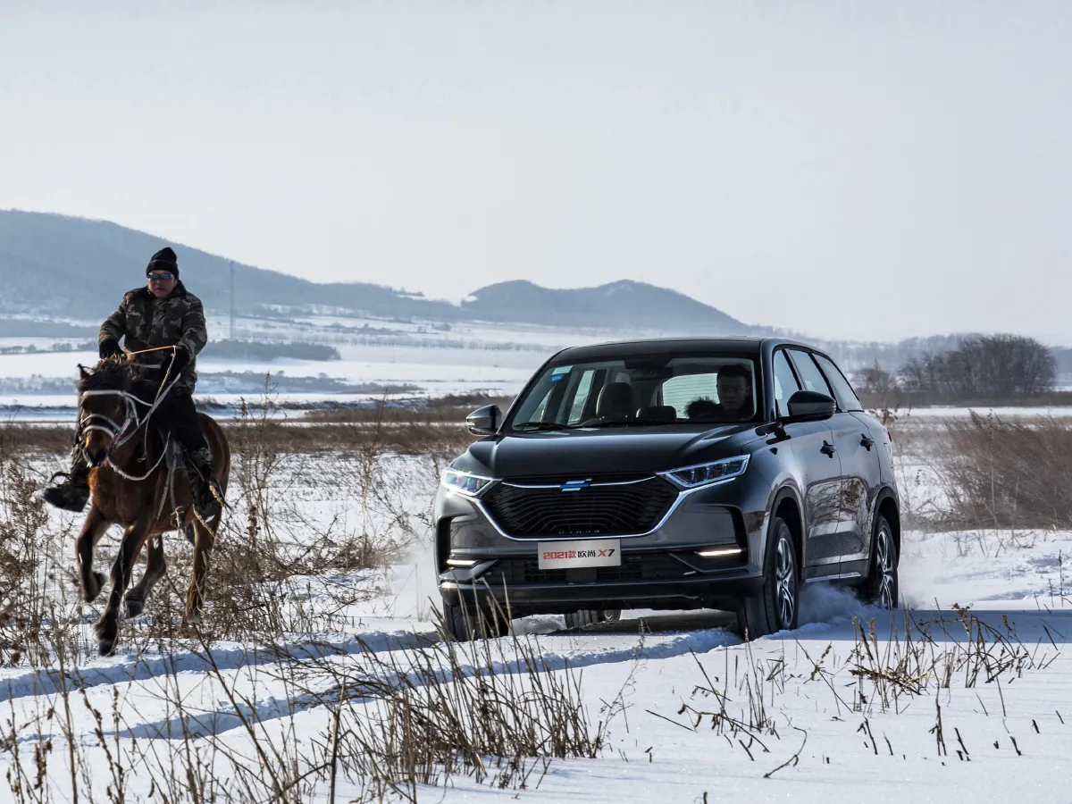 2021 ChangAn Oshan X7 1.5T 178HP L4 6MT,autocango,china used car exporter,china ev exporter,chinese used car exporter,chinese used ev exporter