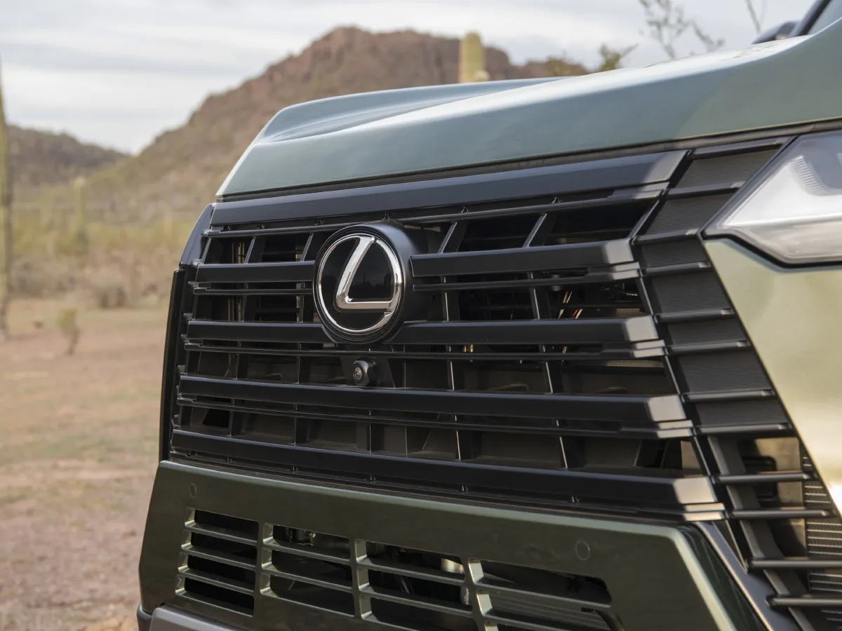 Lexus GX,autocango,china used car exporter,china ev exporter,chinese used car exporter,chinese used ev exporter