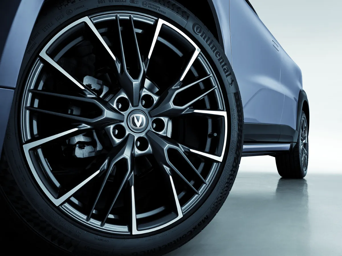 ChangAn UNI-T,autocango,china used car exporter,china ev exporter,chinese used car exporter,chinese used ev exporter