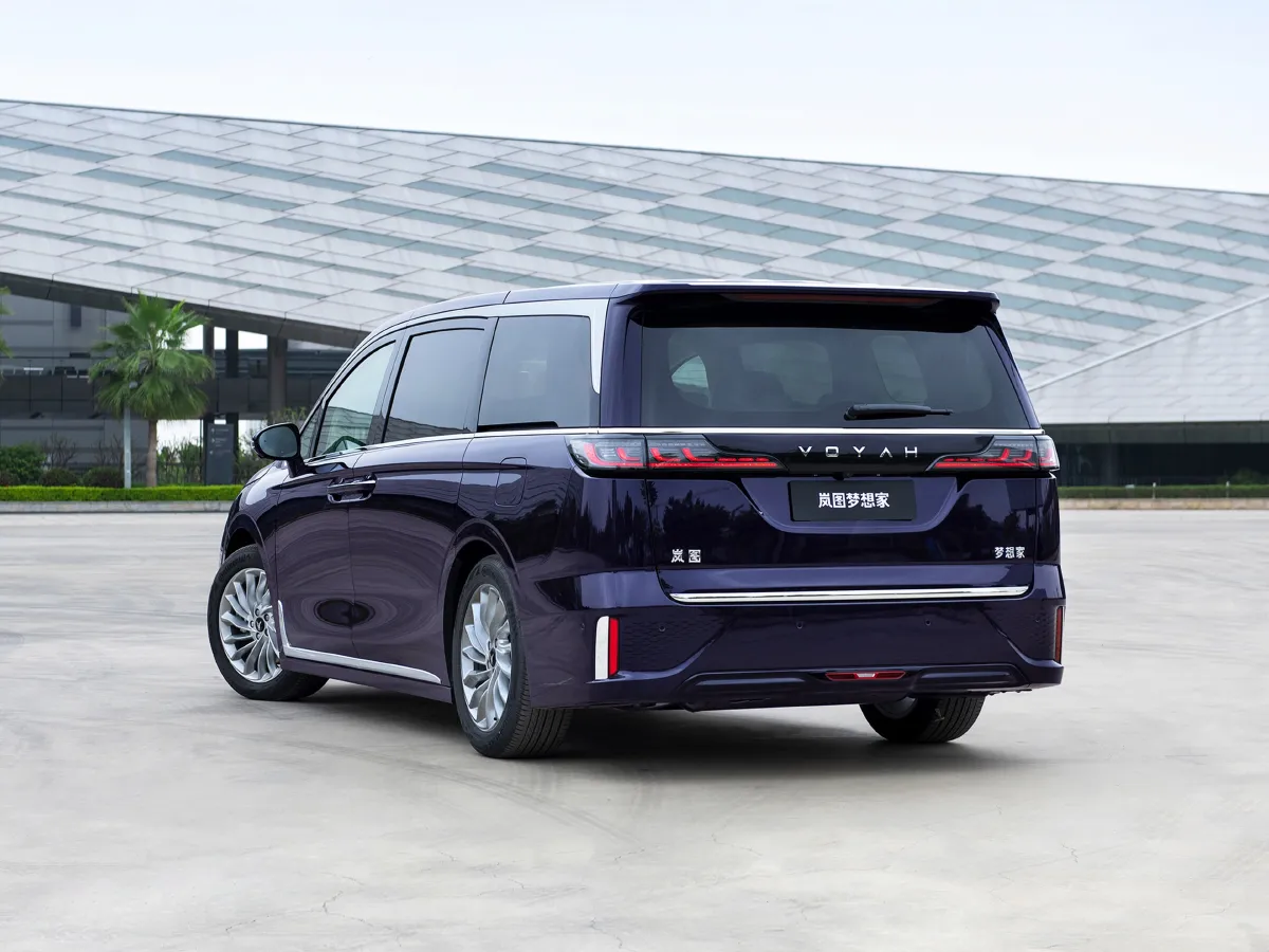 Voyah Dream,autocango,china used car exporter,china ev exporter,chinese used car exporter,chinese used ev exporter