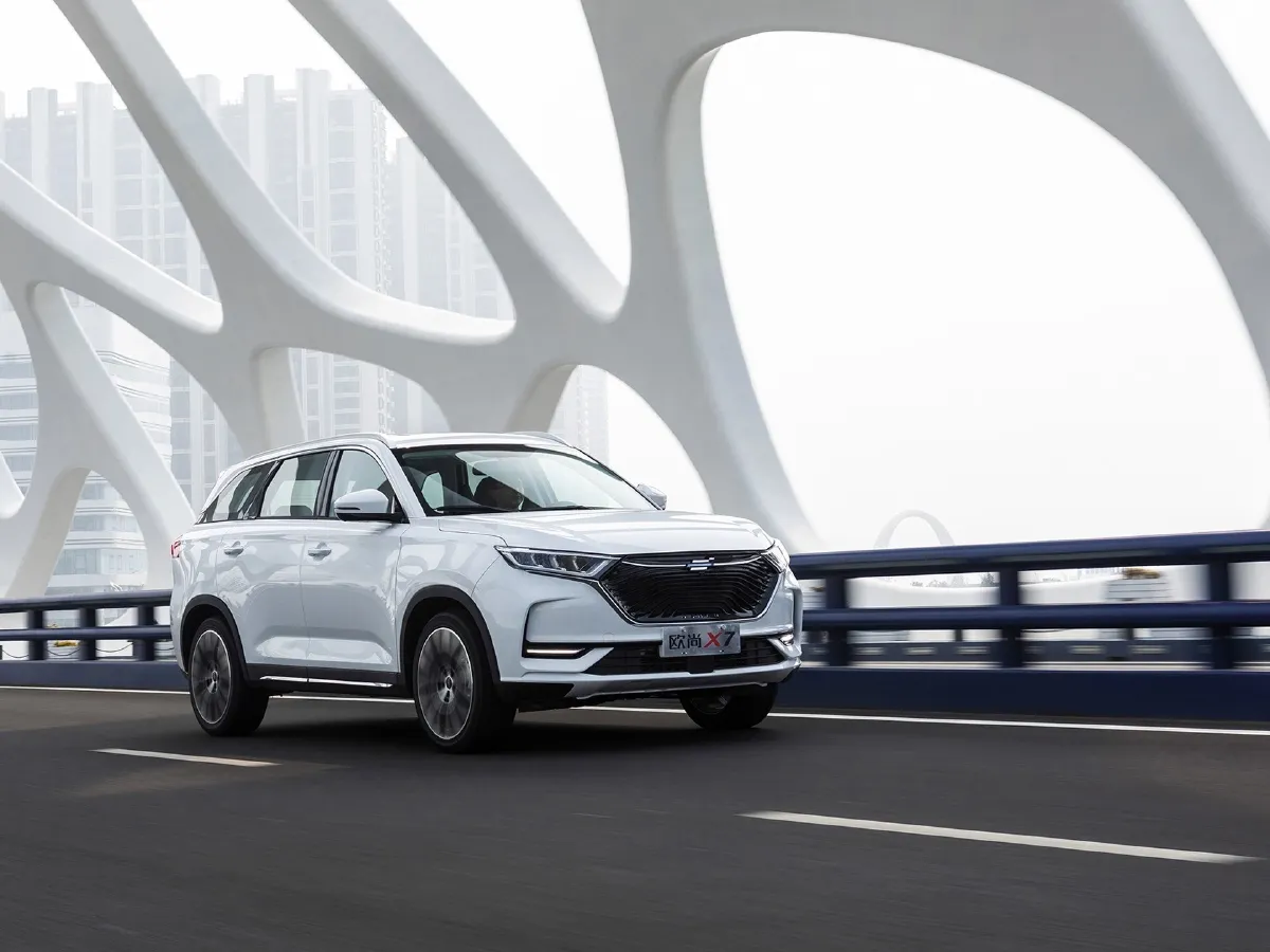 2021 ChangAn Oshan X7 1.5T 178HP L4 6MT,autocango,china used car exporter,china ev exporter,chinese used car exporter,chinese used ev exporter