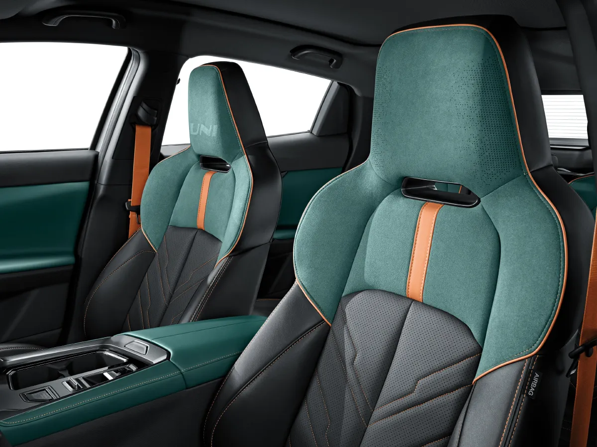 ChangAn UNI-T,autocango,china used car exporter,china ev exporter,chinese used car exporter,chinese used ev exporter