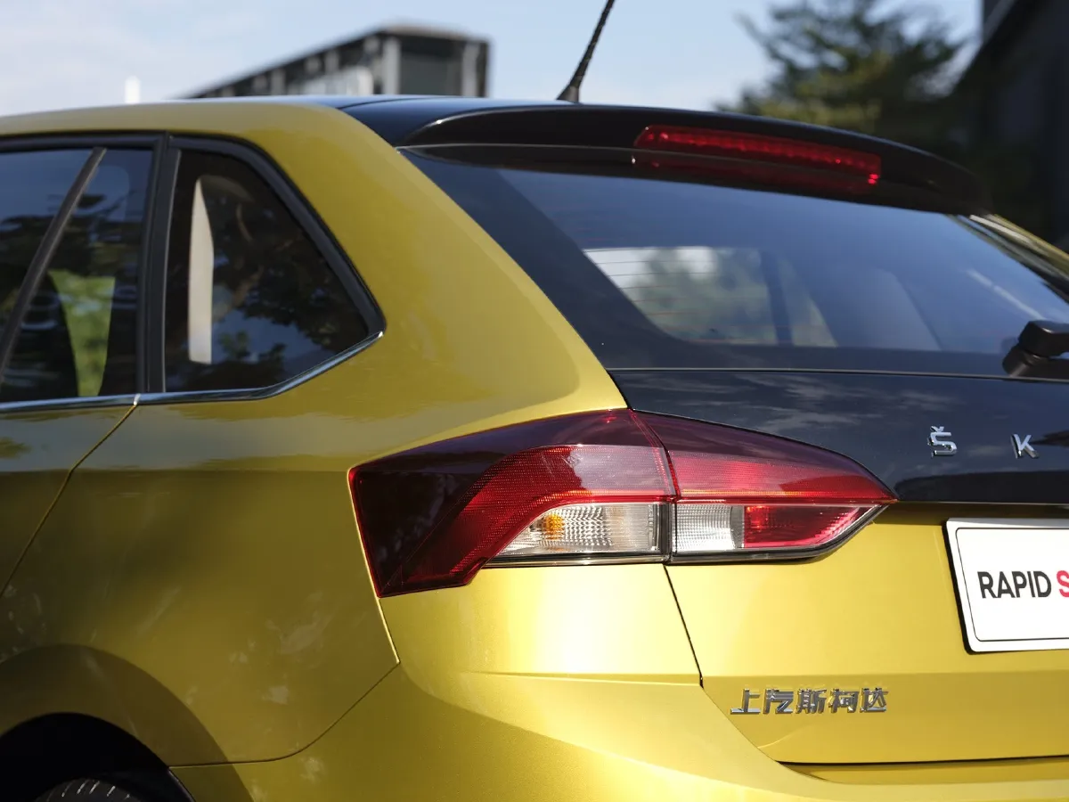 Skoda Rapid Spaceback,autocango,china used car exporter,china ev exporter,chinese used car exporter,chinese used ev exporter