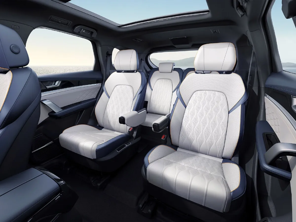 2017 BYD Tang 2.0T 205HP L4 6DCT PHEV,autocango,china used car exporter,china ev exporter,chinese used car exporter,chinese used ev exporter