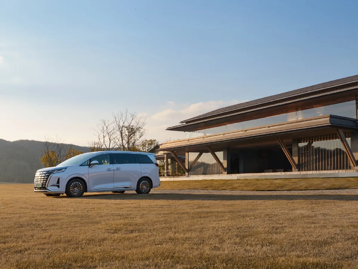 Denza D9,autocango,china used car exporter,china ev exporter,chinese used car exporter,chinese used ev exporter