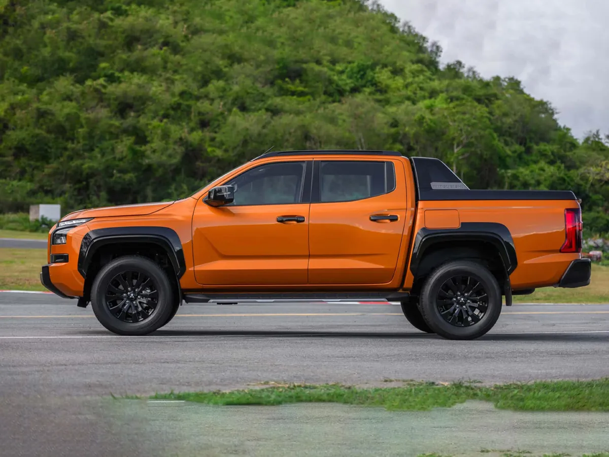 2023 Mitsubishi L200 2.3T 150HP L4 6AT,autocango,china used car exporter,china ev exporter,chinese used car exporter,chinese used ev exporter