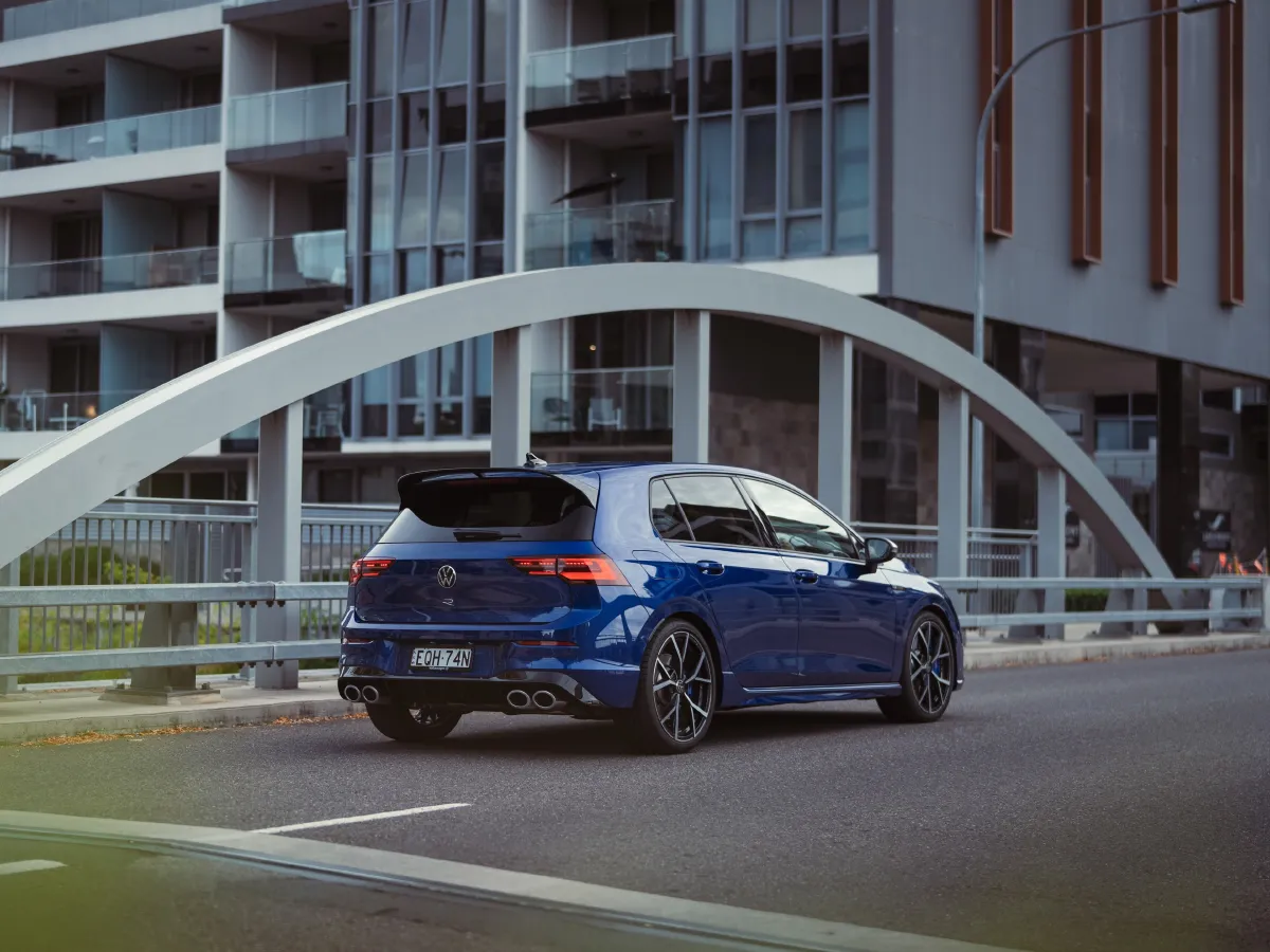 2011 Volkswagen Golf 2.0T 256HP L4 6DCT,autocango,china used car exporter,china ev exporter,chinese used car exporter,chinese used ev exporter