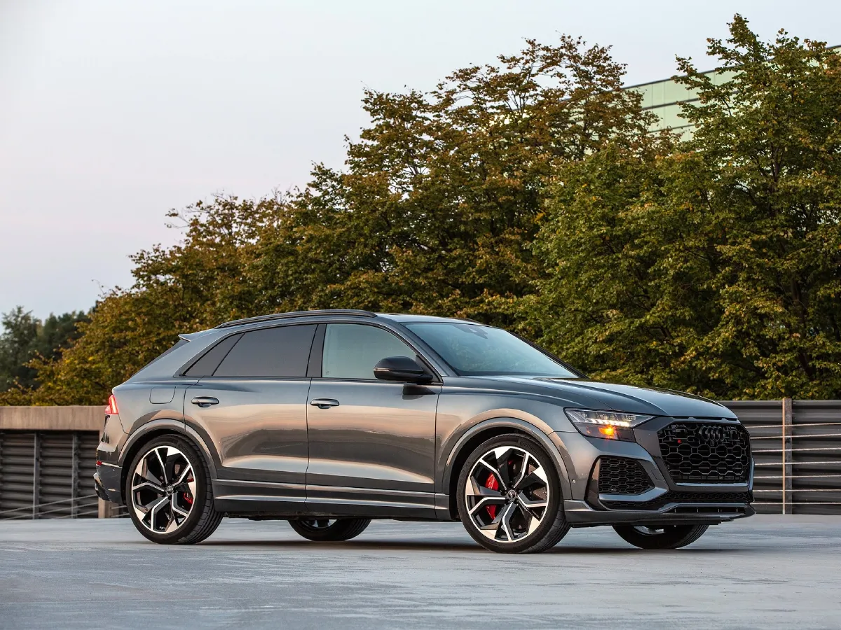 Audi RS Q8,autocango,china used car exporter,china ev exporter,chinese used car exporter,chinese used ev exporter