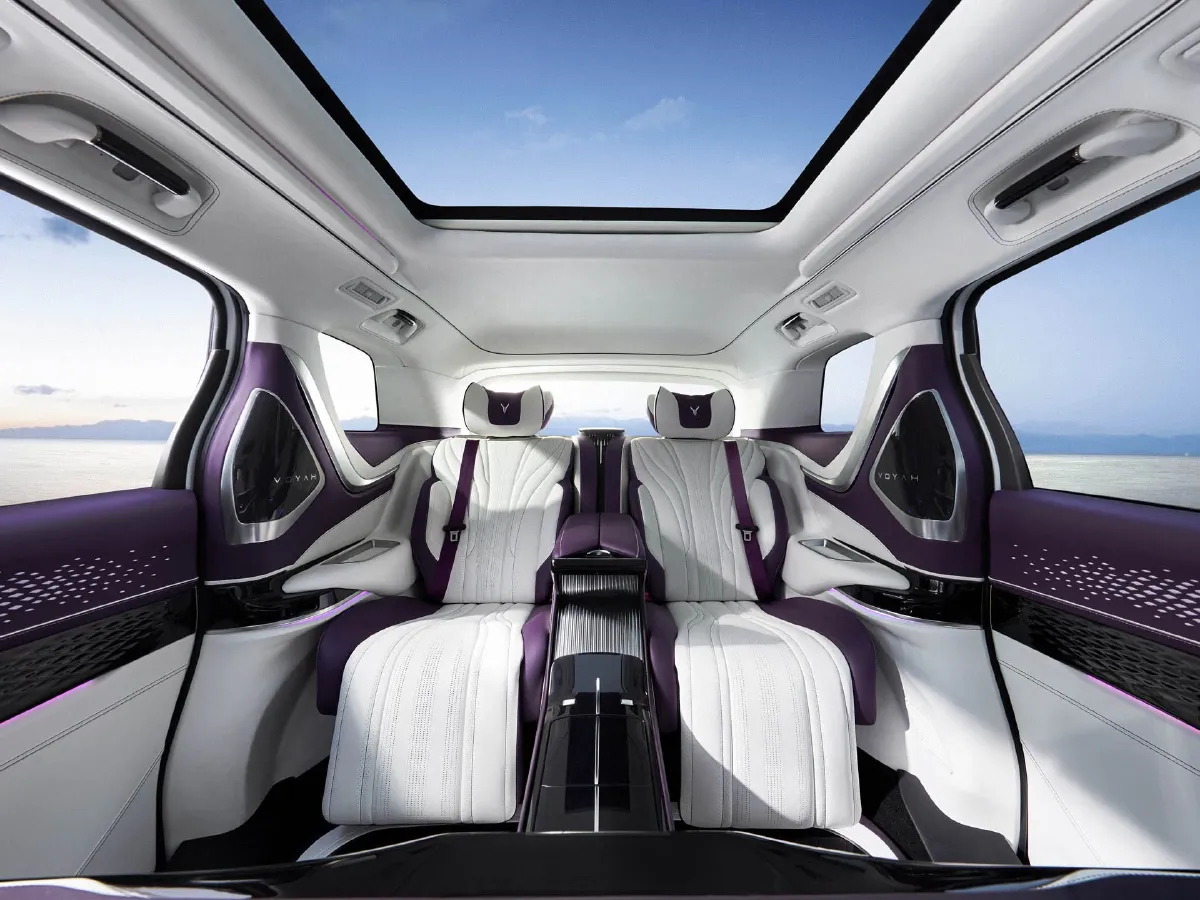 Voyah Dream,autocango,china used car exporter,china ev exporter,chinese used car exporter,chinese used ev exporter