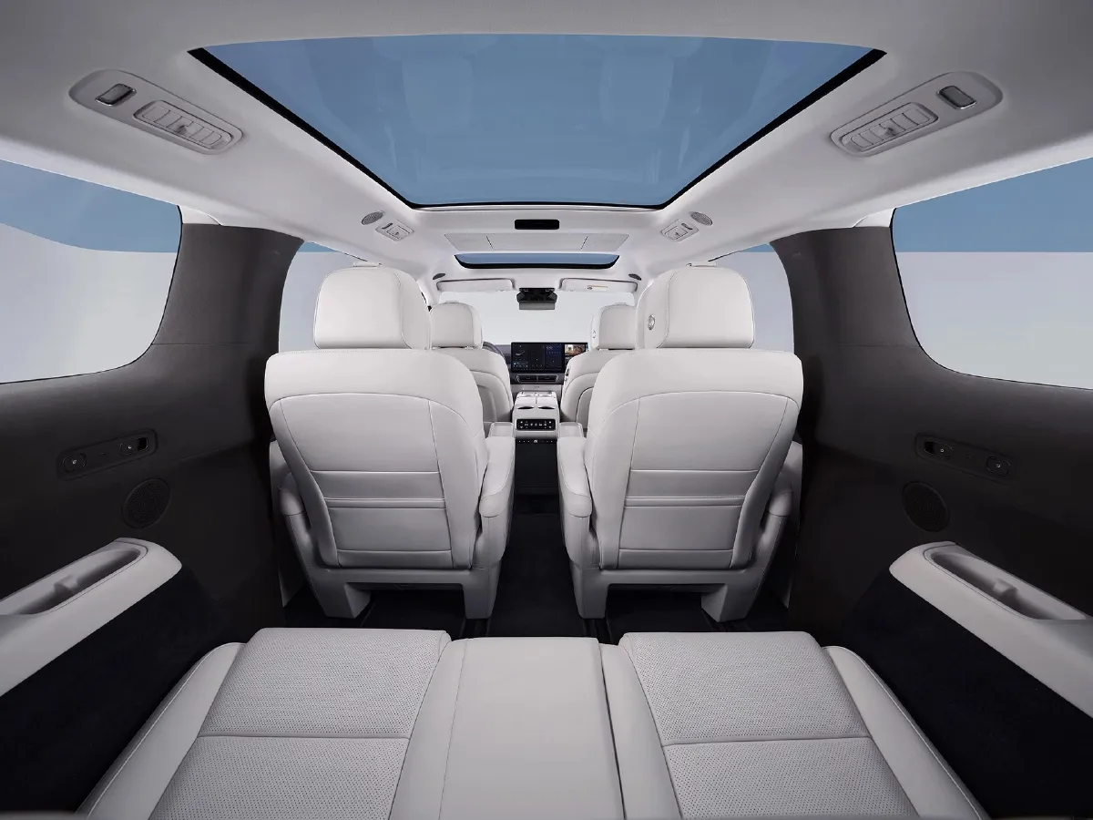 Li MEGA,autocango,china used car exporter,china ev exporter,chinese used car exporter,chinese used ev exporter