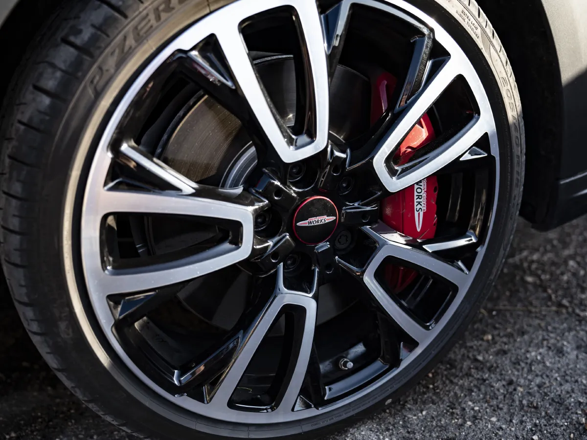 MINI JCW,autocango,china used car exporter,china ev exporter,chinese used car exporter,chinese used ev exporter