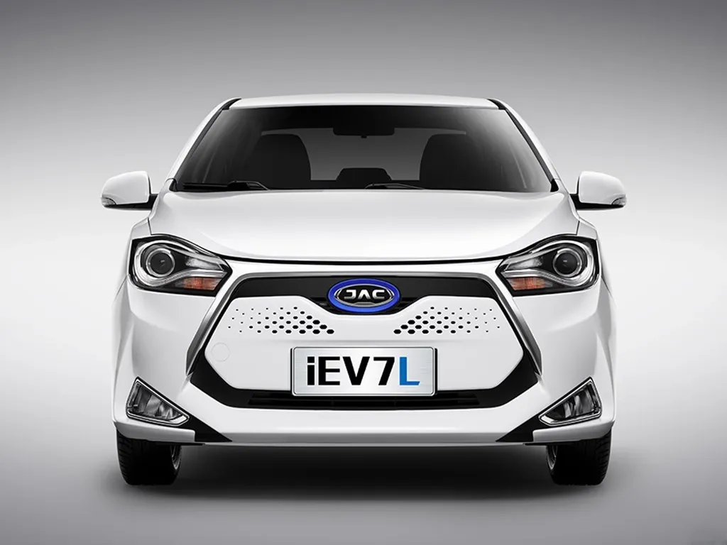 2024 JAC iEV7 BEV 33.2KWH,autocango,china used car exporter,china ev exporter,chinese used car exporter,chinese used ev exporter