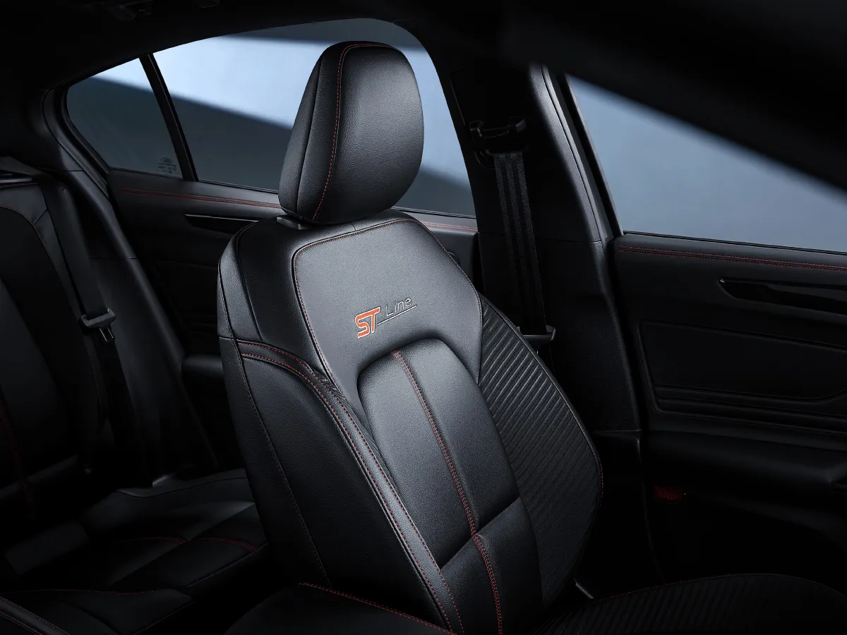 Ford Focus,autocango,china used car exporter,china ev exporter,chinese used car exporter,chinese used ev exporter