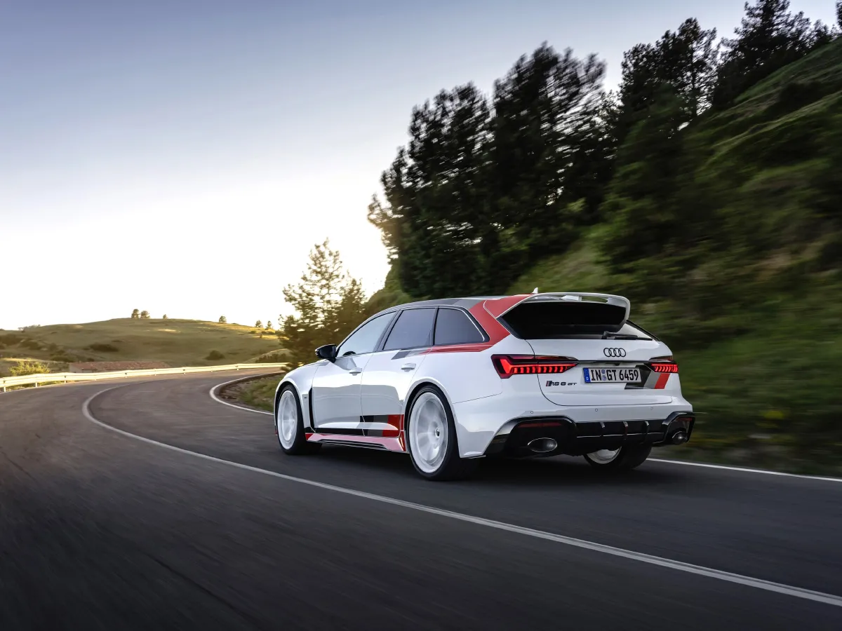 Audi RS 6,autocango,china used car exporter,china ev exporter,chinese used car exporter,chinese used ev exporter