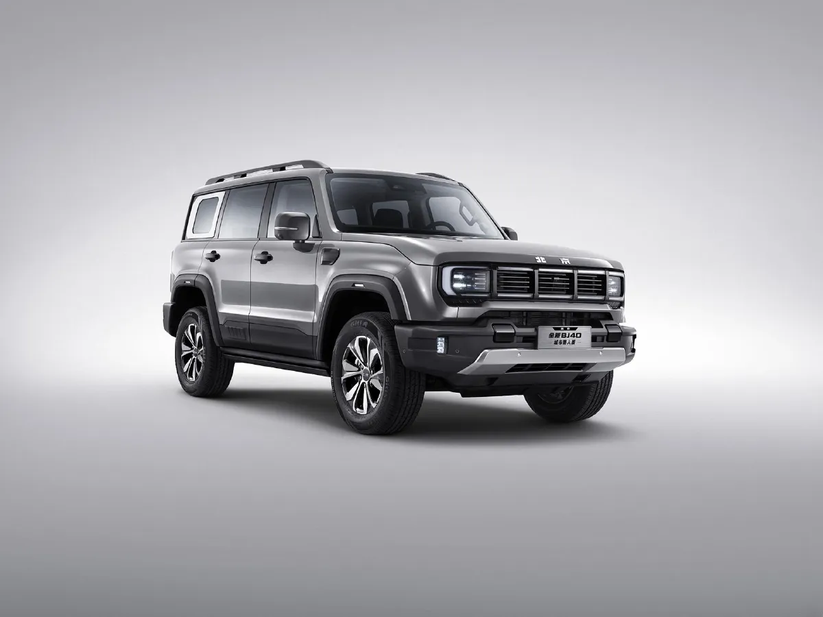 Beijing BJ40,autocango,china used car exporter,china ev exporter,chinese used car exporter,chinese used ev exporter