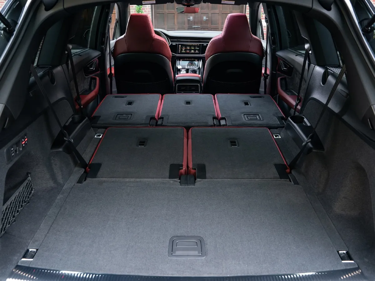 Audi SQ7,autocango,china used car exporter,china ev exporter,chinese used car exporter,chinese used ev exporter