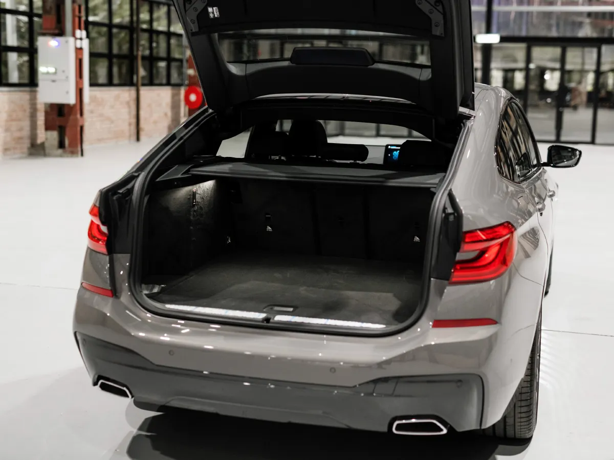 BMW 6 Series GT,autocango,china used car exporter,china ev exporter,chinese used car exporter,chinese used ev exporter