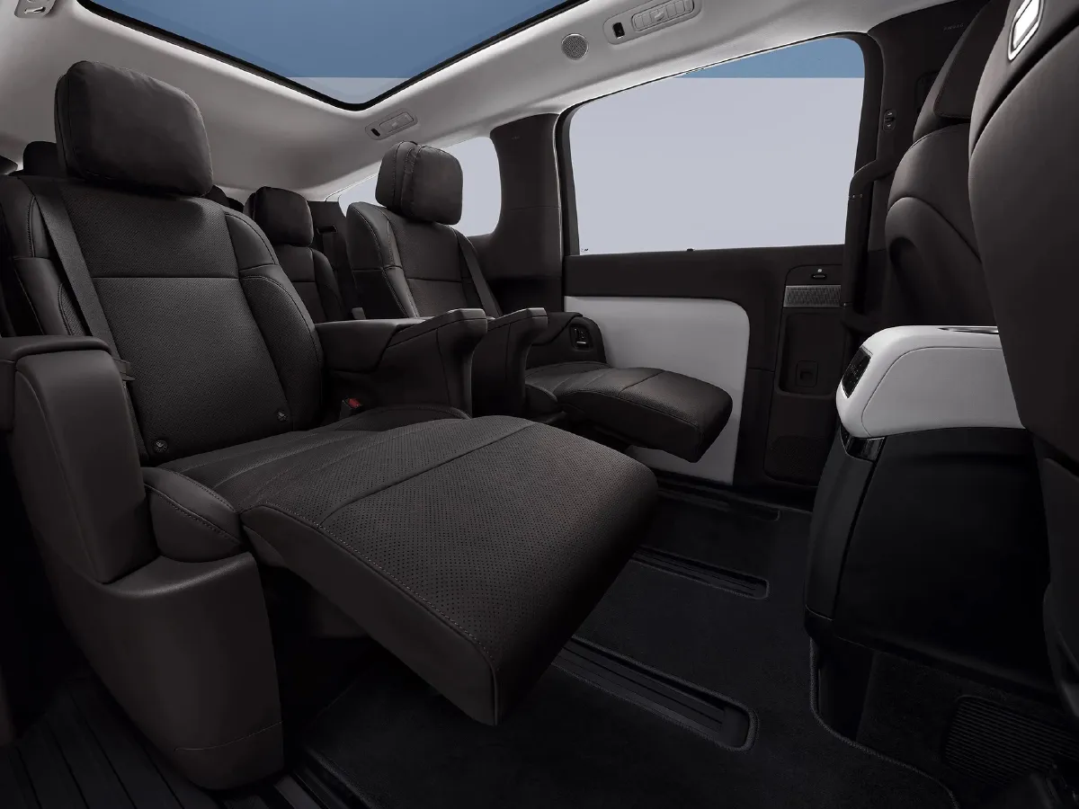 Li MEGA,autocango,china used car exporter,china ev exporter,chinese used car exporter,chinese used ev exporter