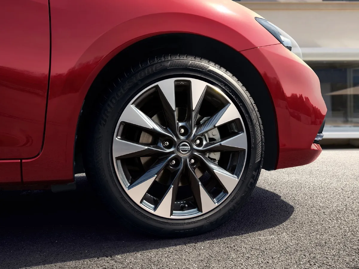 Nissan Tiida,autocango,china used car exporter,china ev exporter,chinese used car exporter,chinese used ev exporter