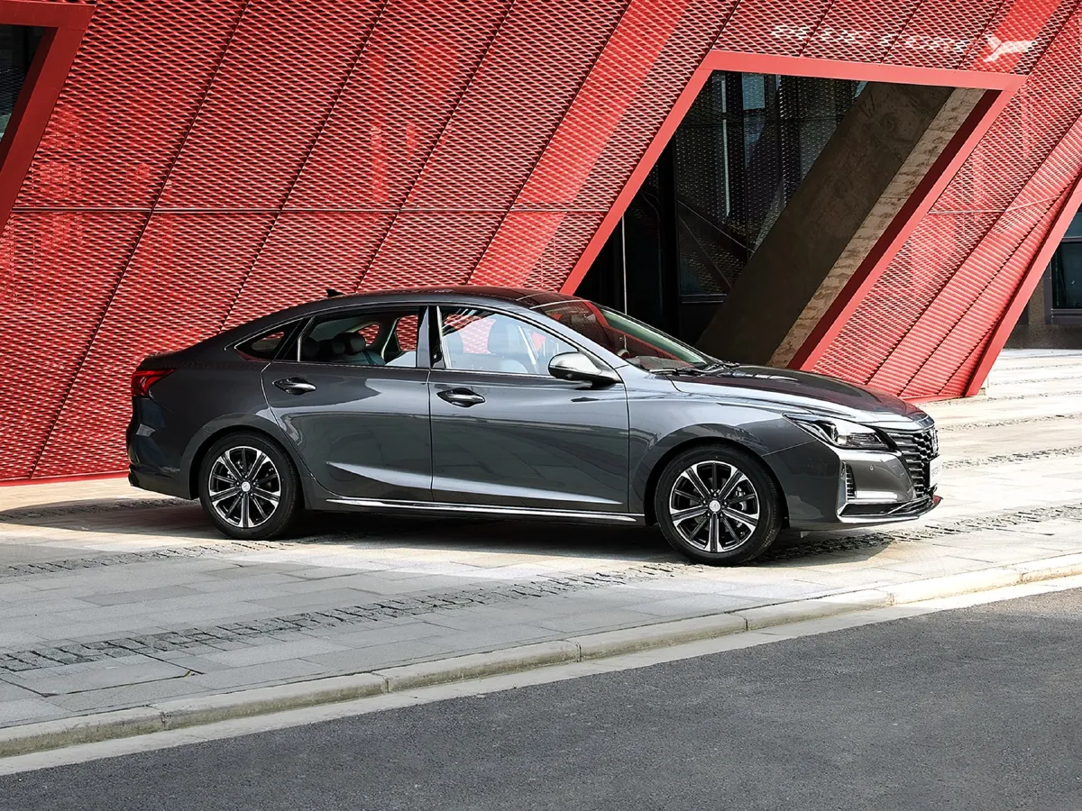 ChangAn Raeton CC,autocango,china used car exporter,china ev exporter,chinese used car exporter,chinese used ev exporter