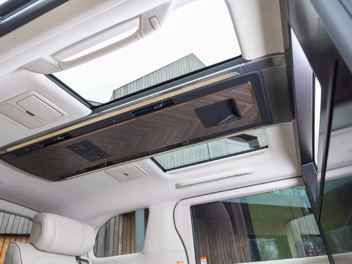 Lexus LM,autocango,china used car exporter,china ev exporter,chinese used car exporter,chinese used ev exporter