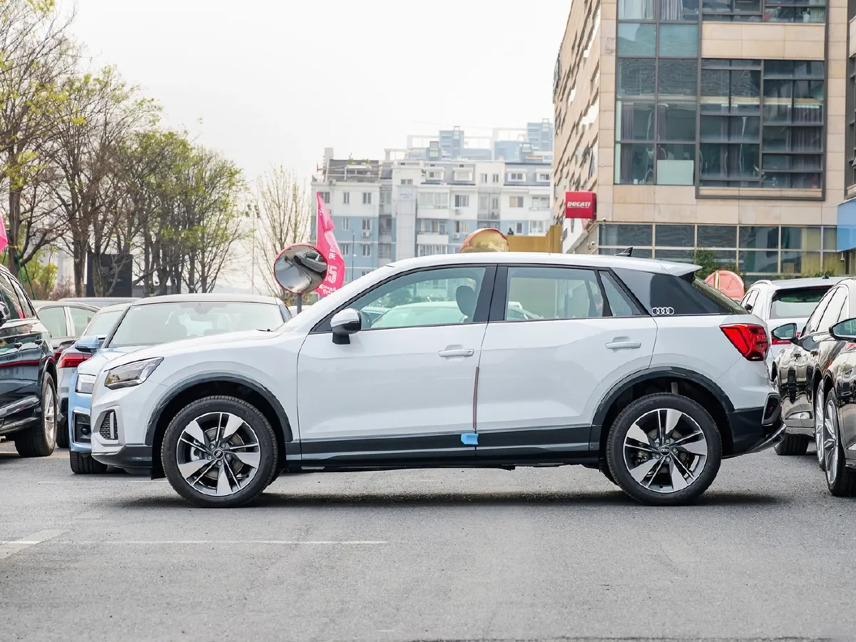 Audi Q2L,autocango,china used car exporter,china ev exporter,chinese used car exporter,chinese used ev exporter Audi Q2L,autocango,china used car exporter,china ev exporter,chinese used car exporter,chinese used ev exporter
