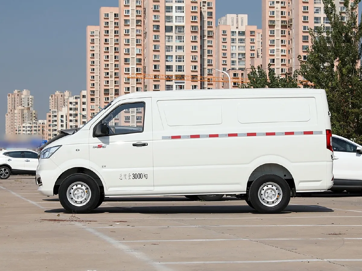 2023 DongFeng DFAC YuFeng EM26 BEV 41.86KWH,autocango,china used car exporter,china ev exporter,chinese used car exporter,chinese used ev exporter
