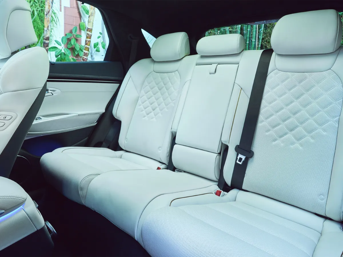 Genesis GV70,autocango,china used car exporter,china ev exporter,chinese used car exporter,chinese used ev exporter