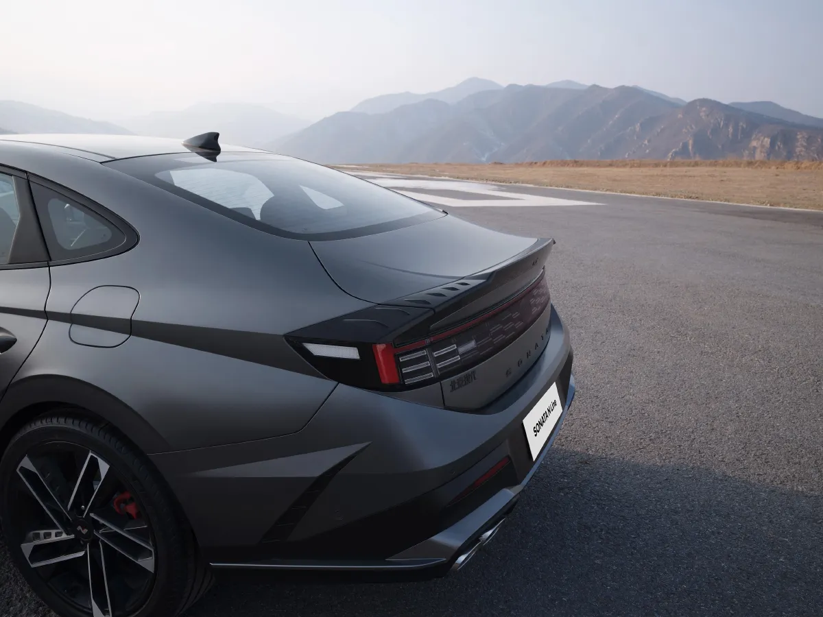 Hyundai Sonata,autocango,china used car exporter,china ev exporter,chinese used car exporter,chinese used ev exporter