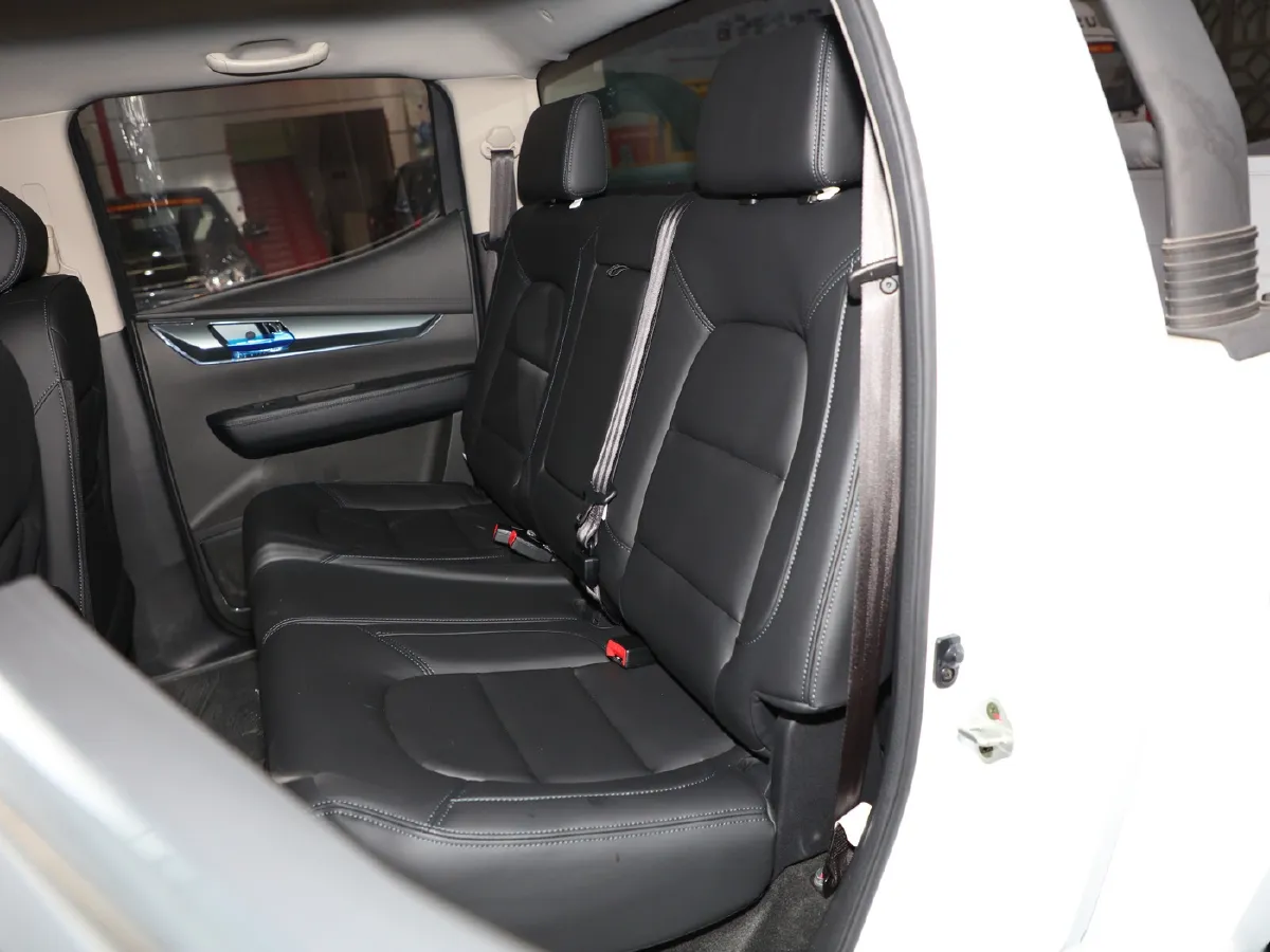 Isuzu Taga H,autocango,china used car exporter,china ev exporter,chinese used car exporter,chinese used ev exporter