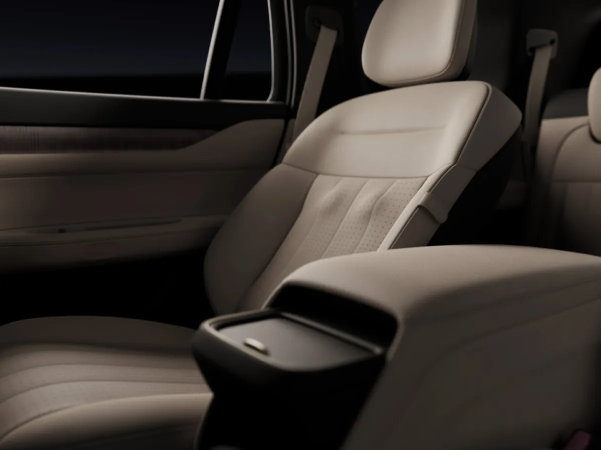 NIO ES8,autocango,china used car exporter,china ev exporter,chinese used car exporter,chinese used ev exporter