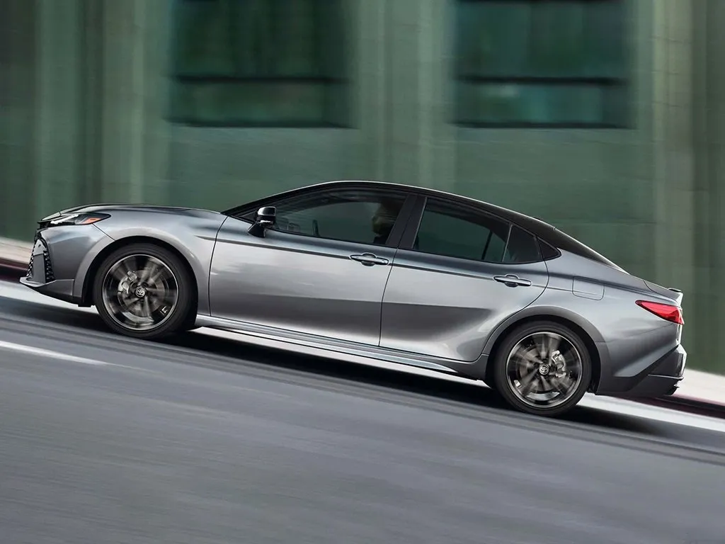 Toyota Camry,autocango,china used car exporter,china ev exporter,chinese used car exporter,chinese used ev exporter