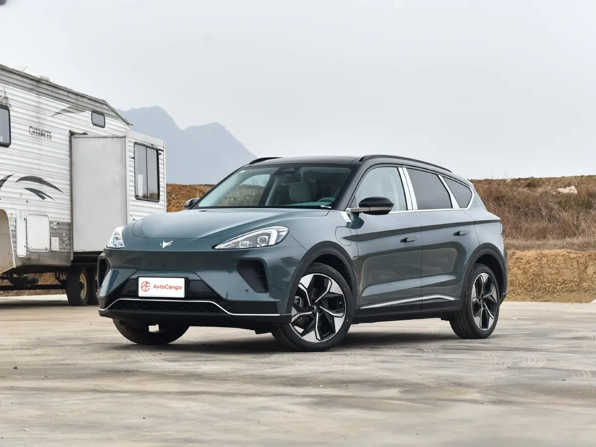 ARCFOX αT,autocango,china used car exporter,china ev exporter,chinese used car exporter,chinese used ev exporter