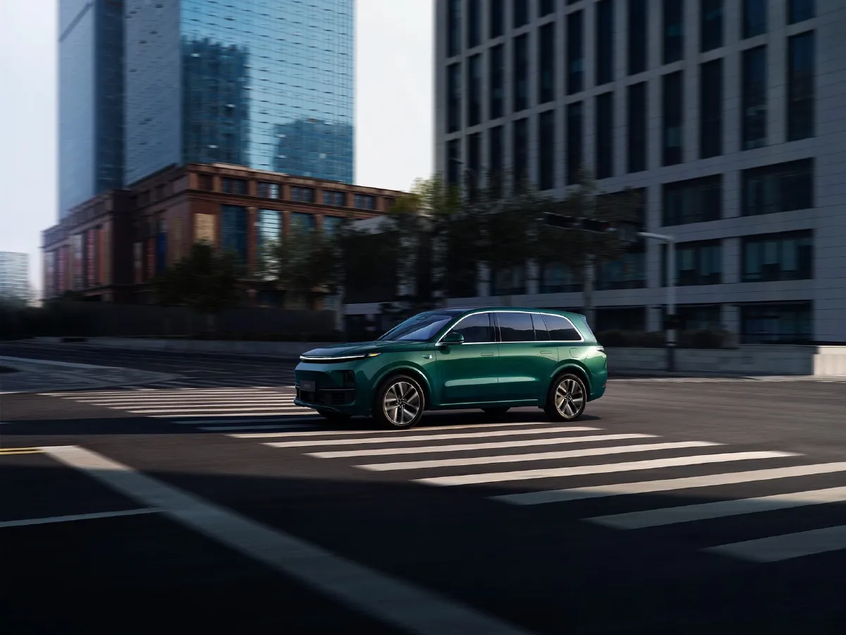 Li L9,autocango,china used car exporter,china ev exporter,chinese used car exporter,chinese used ev exporter