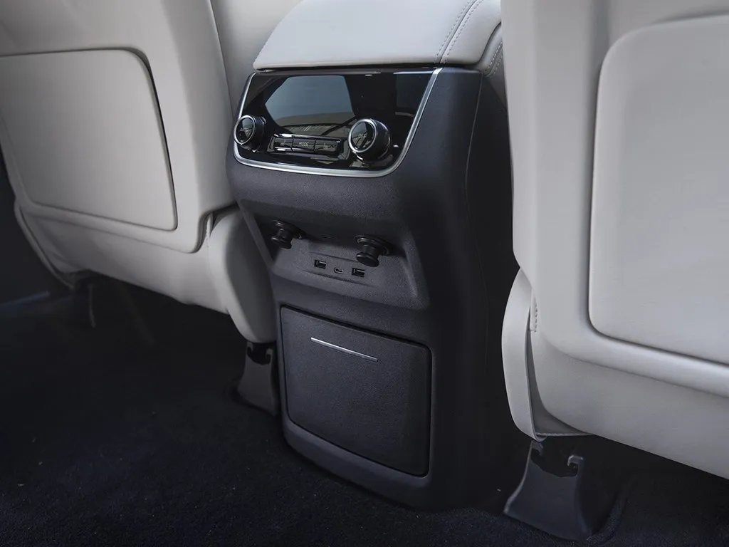 Li ONE,autocango,china used car exporter,china ev exporter,chinese used car exporter,chinese used ev exporter